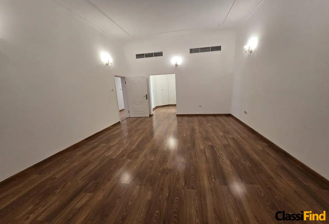 Dream Villa for Rent in Mahooz