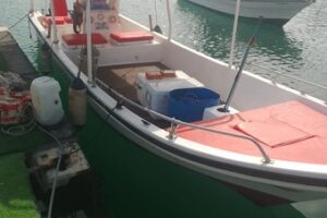 For Sale: AL NAWRAS 27 ft Boat with Dual Yamaha 85hp Engines – Good Condition!