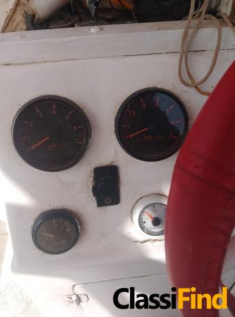 For Sale: AL NAWRAS 27 ft Boat with Dual Yamaha 85hp Engines – Good Condition!