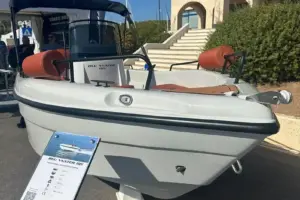 Brand new boat with Suzuki 70hp engine available in Bahrain