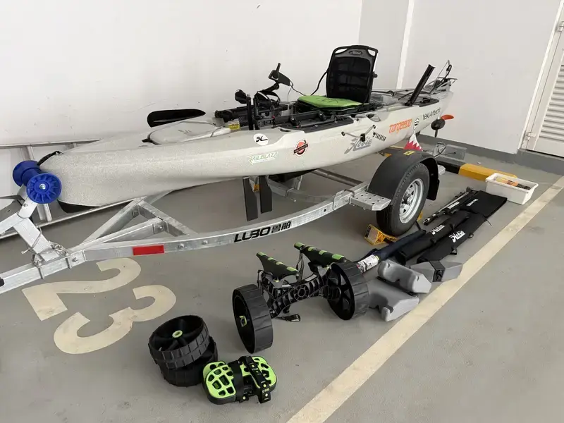 Hobie Outback Kayak 2021 + Torqeedo 1103AC Motor