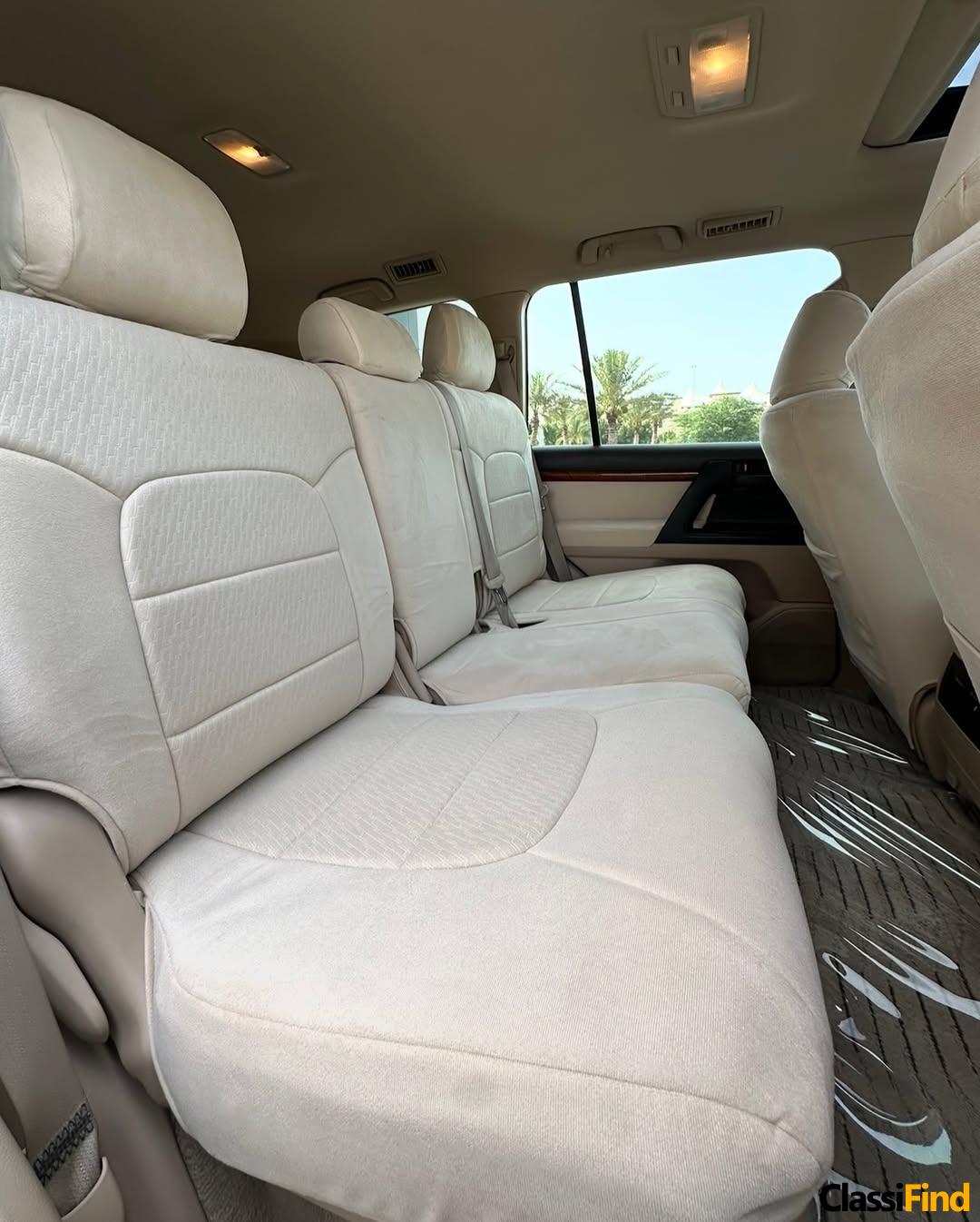 Land Cruiser GXR V8 2014 Model Bahrain Agency