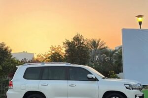 Used Land Cruiser GXR Grand Touring 2019 Model 132,000 km, Bahrain