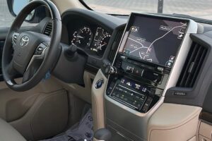 Used Land Cruiser GXR Grand Touring 2019 Model 132,000 km, Bahrain