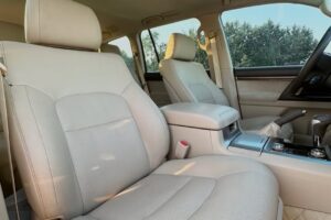 Used Land Cruiser GXR Grand Touring 2019 Model 132,000 km, Bahrain