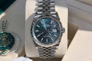 Datejust Steel White gold bezel Reference 126234 Size 36 mm