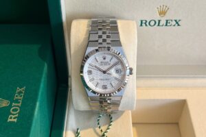 LAND-DWELLER Steel Fluted bezel 36 mm open back case