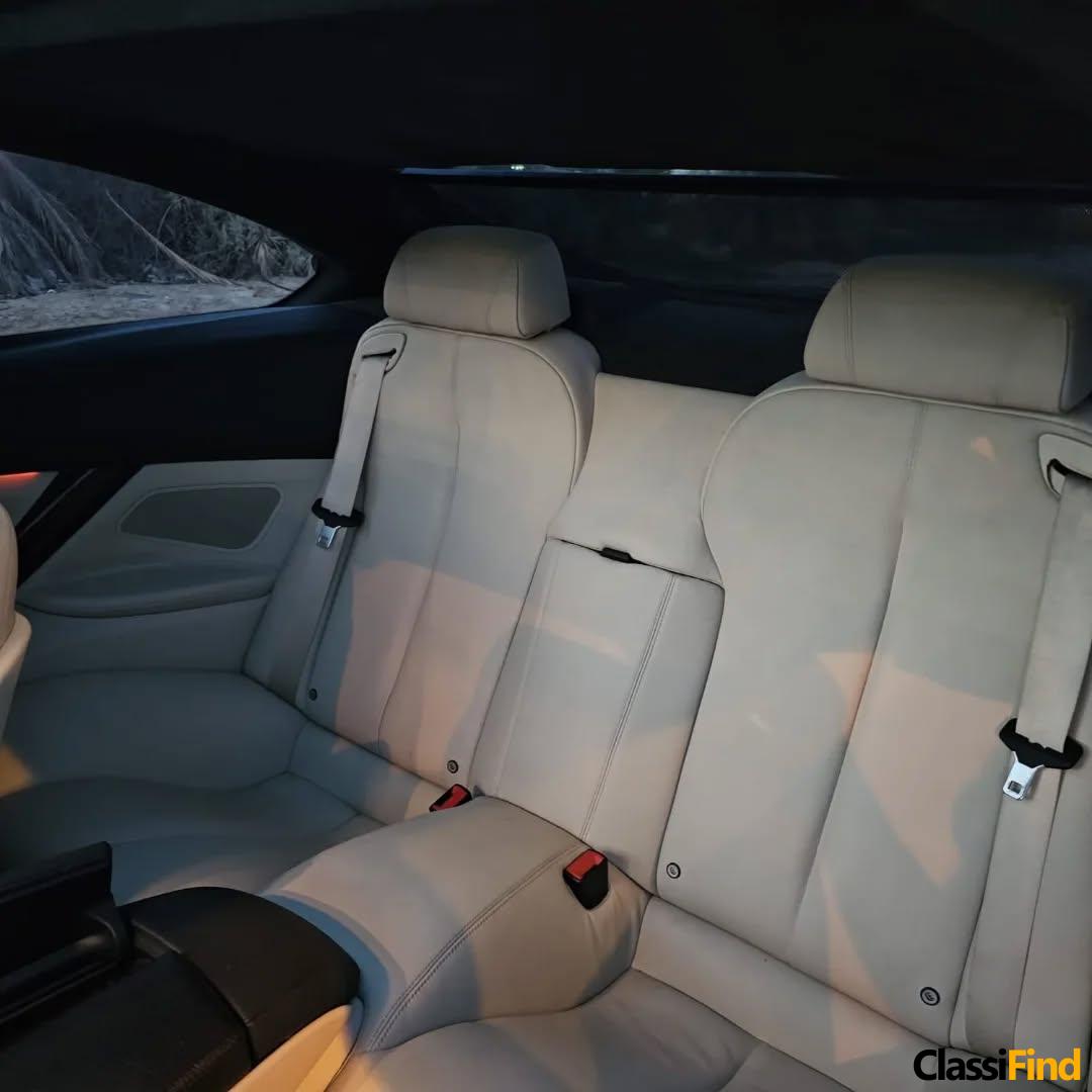 BMW 650i Coupe 8 Cylinders / 4.4L