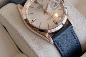 Vintage Date Rose Gold