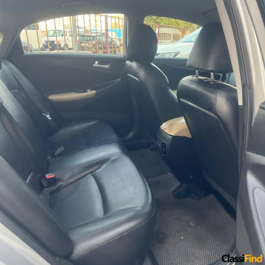 For sale, a Sonata 2013 model