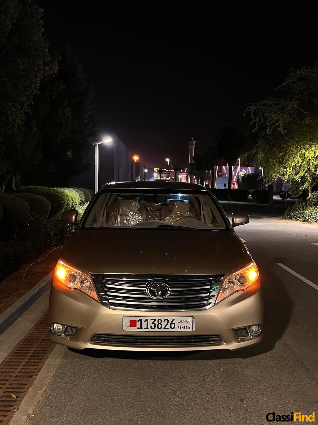 For Sale: Toyota Avalon, Model: 2012