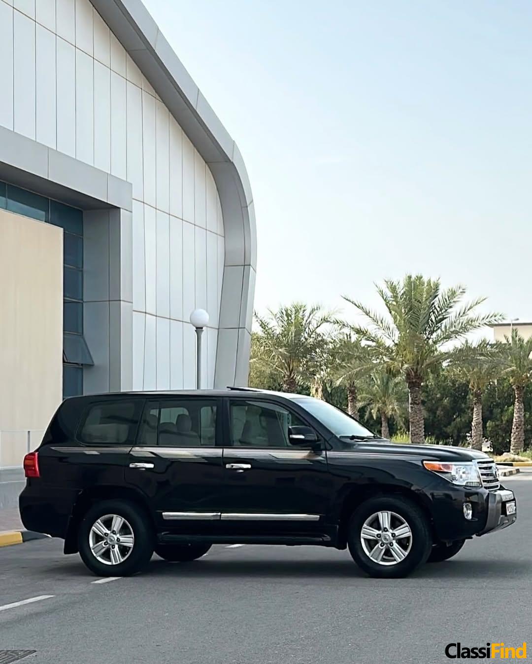 Land Cruiser GXR V8 2014 Model Bahrain Agency