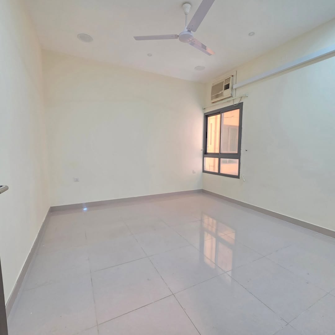 For rent: A large, luxurious apartment in Riffa, Abu Kuwara area. Prime location, close to all amenities. Semi-furnished.