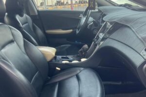 For sale Sonata in excellent condition 2013