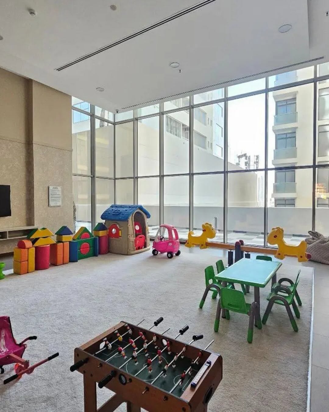 Experience refined living in this newly renovated high-floor 2-bedroom apartment in the heart of Seef, just steps away from City Centre Bahrain