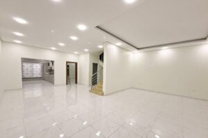 A villa for sale in a prominent location in the Malakiya area