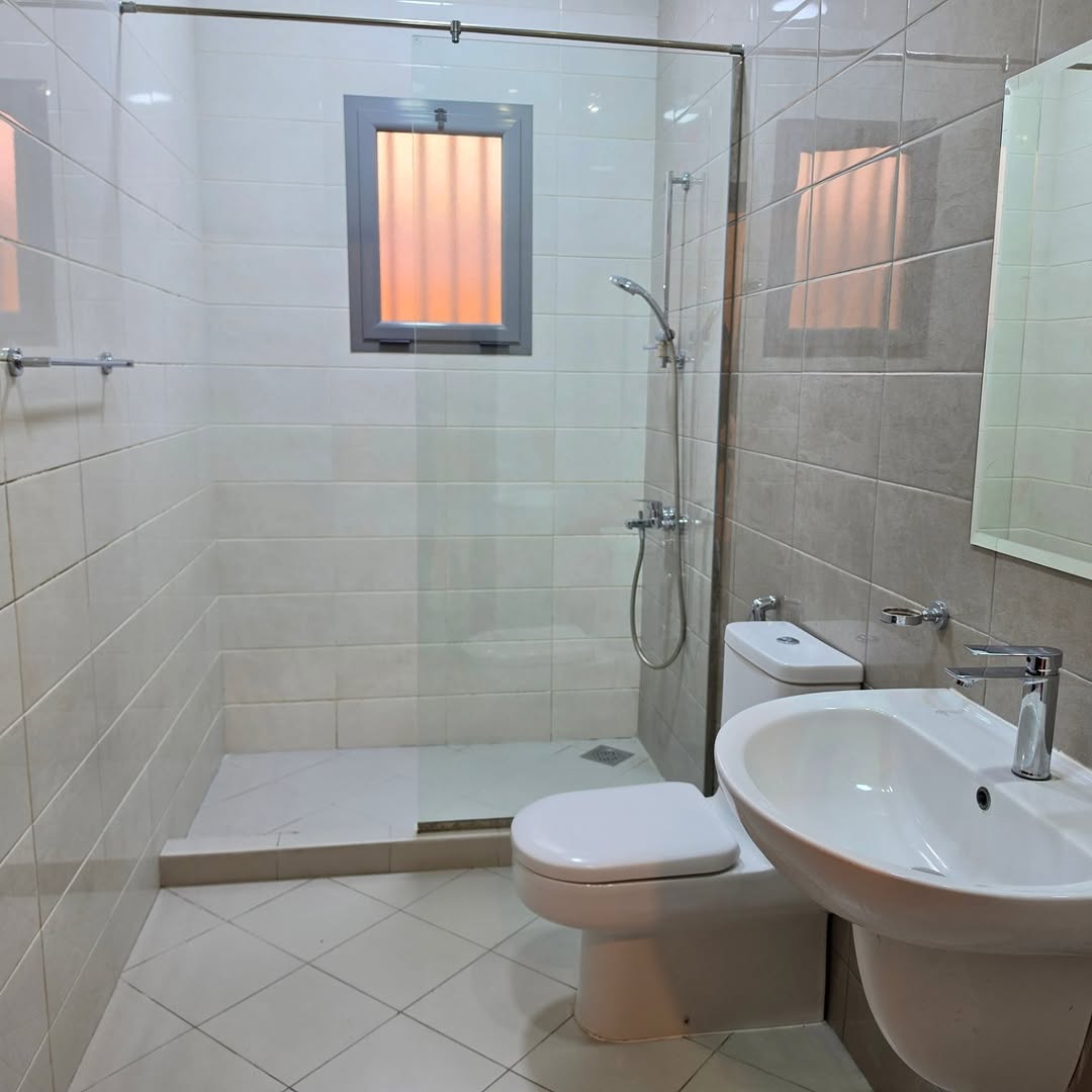 For rent: A large, luxurious apartment in Riffa, Abu Kuwara area. Prime location, close to all amenities. Semi-furnished.