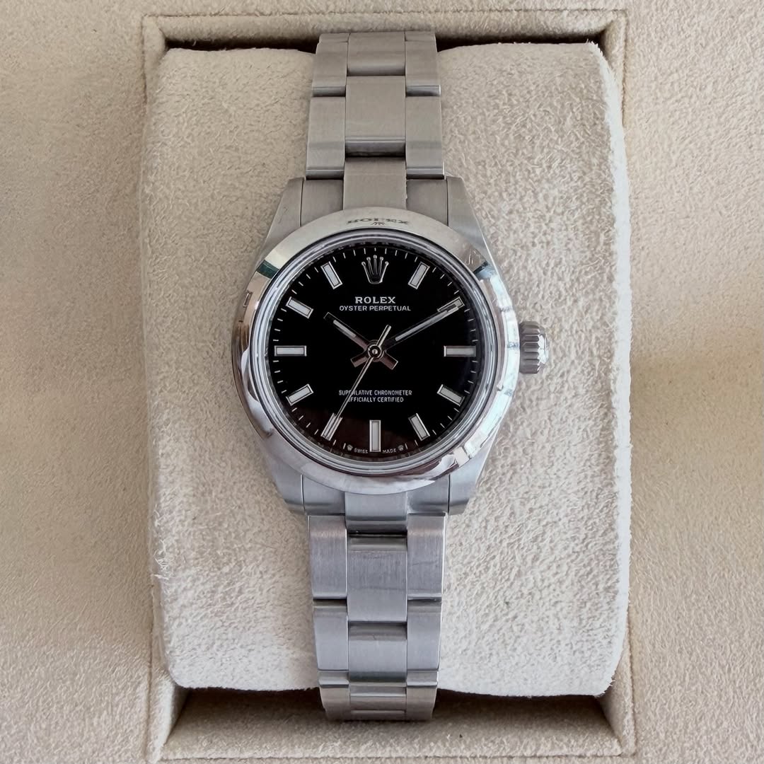 Oyster Perpetual Size: 28