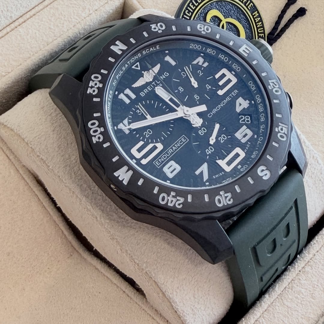 Brietling Endurance Pro Light weight