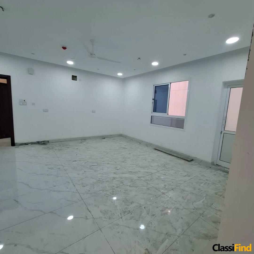 For sale new apartments in Al-Hidd with very high-end finishing