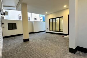 Luxury Villa – Quality Construction – Corner Villa – Busaiteen – Near King Hamad Hospital and Bahrain Airport