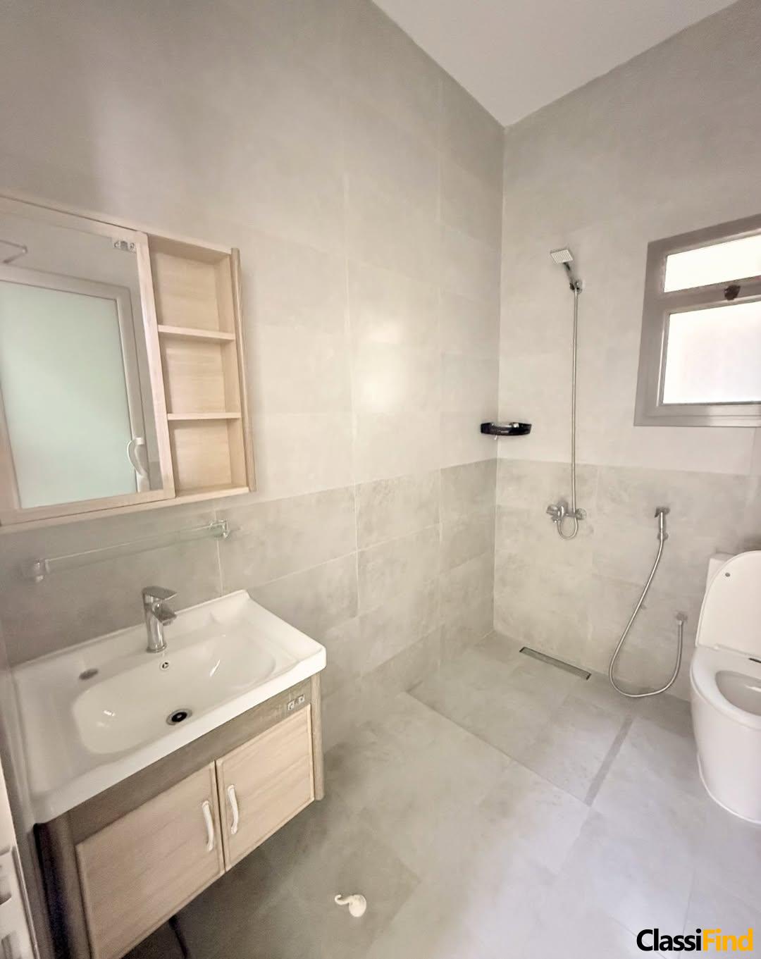 A villa for sale in a prominent location in the Malakiya area