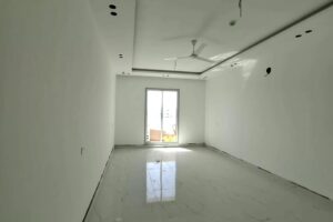 For sale, new apartments in Al-Hidd, with very high-end finishing, very beautiful sea view