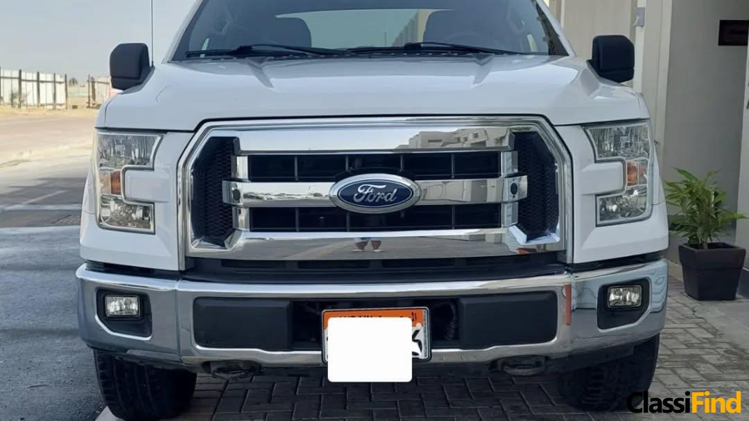 For sale Ford F150 XLT Model / 2017