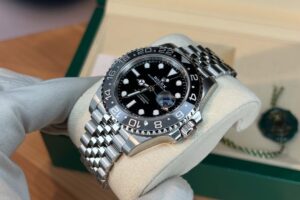 Bruce Wayne 🔥 GMT – master II Ref 126710GRNR 40 mm