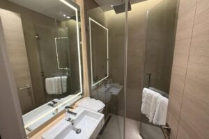 Experience modern living in this elegant 2-bedroom apartment in Juffair