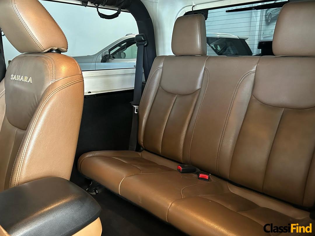 JEEP WRANGLER SAHARA the model : 2015