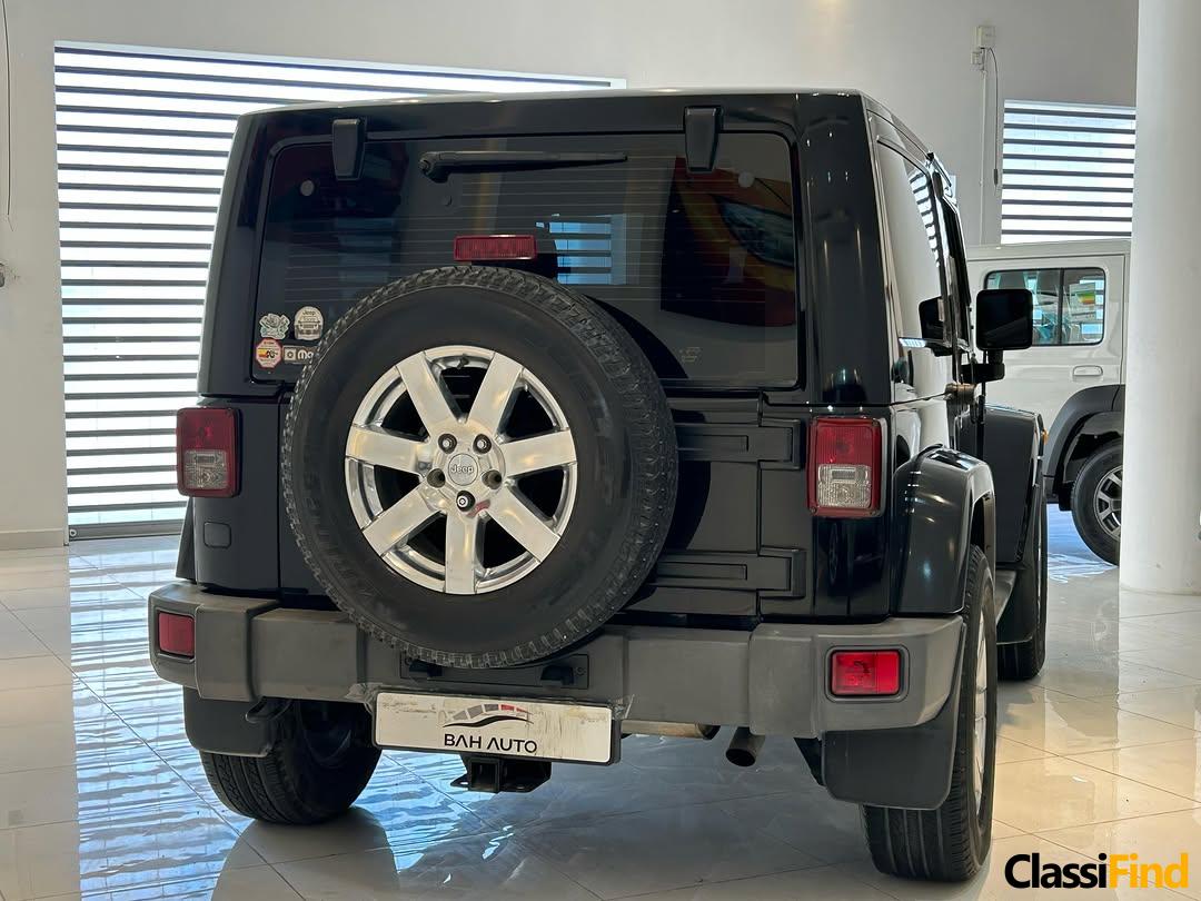 JEEP WRANGLER SAHARA the model : 2015