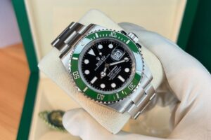 Starbucks SUBMARINER Date Year : 2024