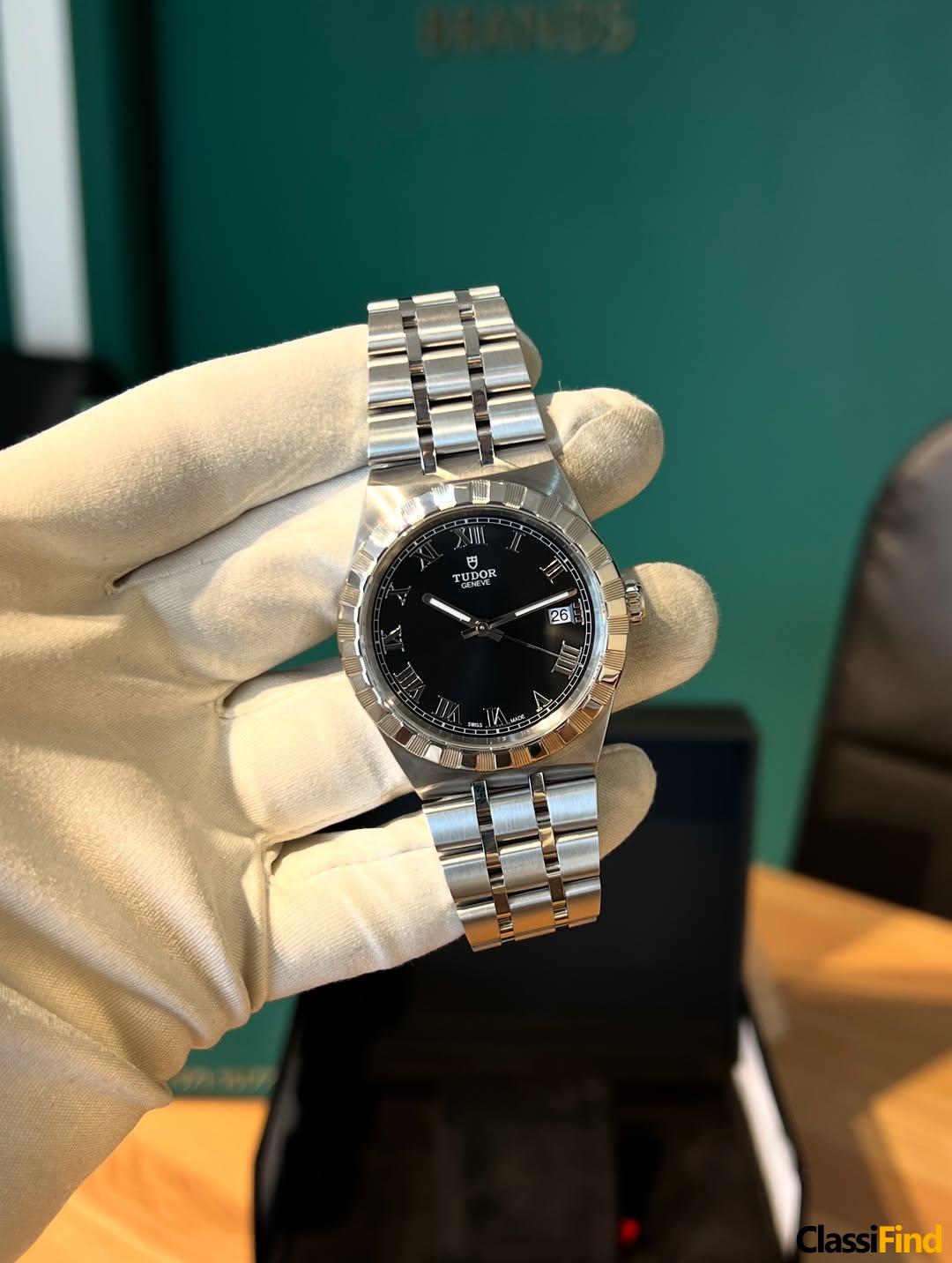 Tudor Royal Date Black dial with Roman numerals Size 38 mm