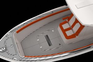 Suprema 25 Explorer – Open Deck – Hard-Top – Custom