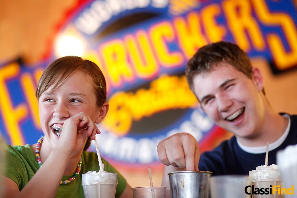 Fuddruckers Bahrain Catering and Service Solutions: Premium Event and Dining Experience