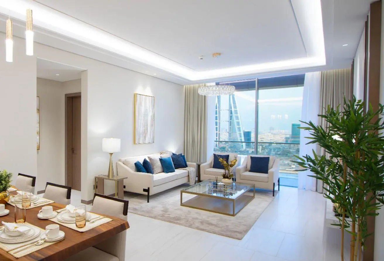 Exquisite Waterfront Apartment in Bahrain Bay