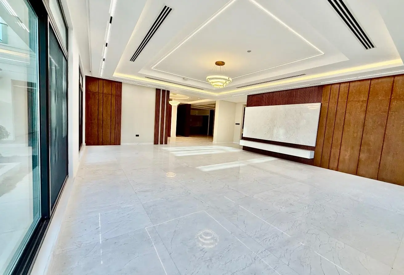 Villas for sale in Saar