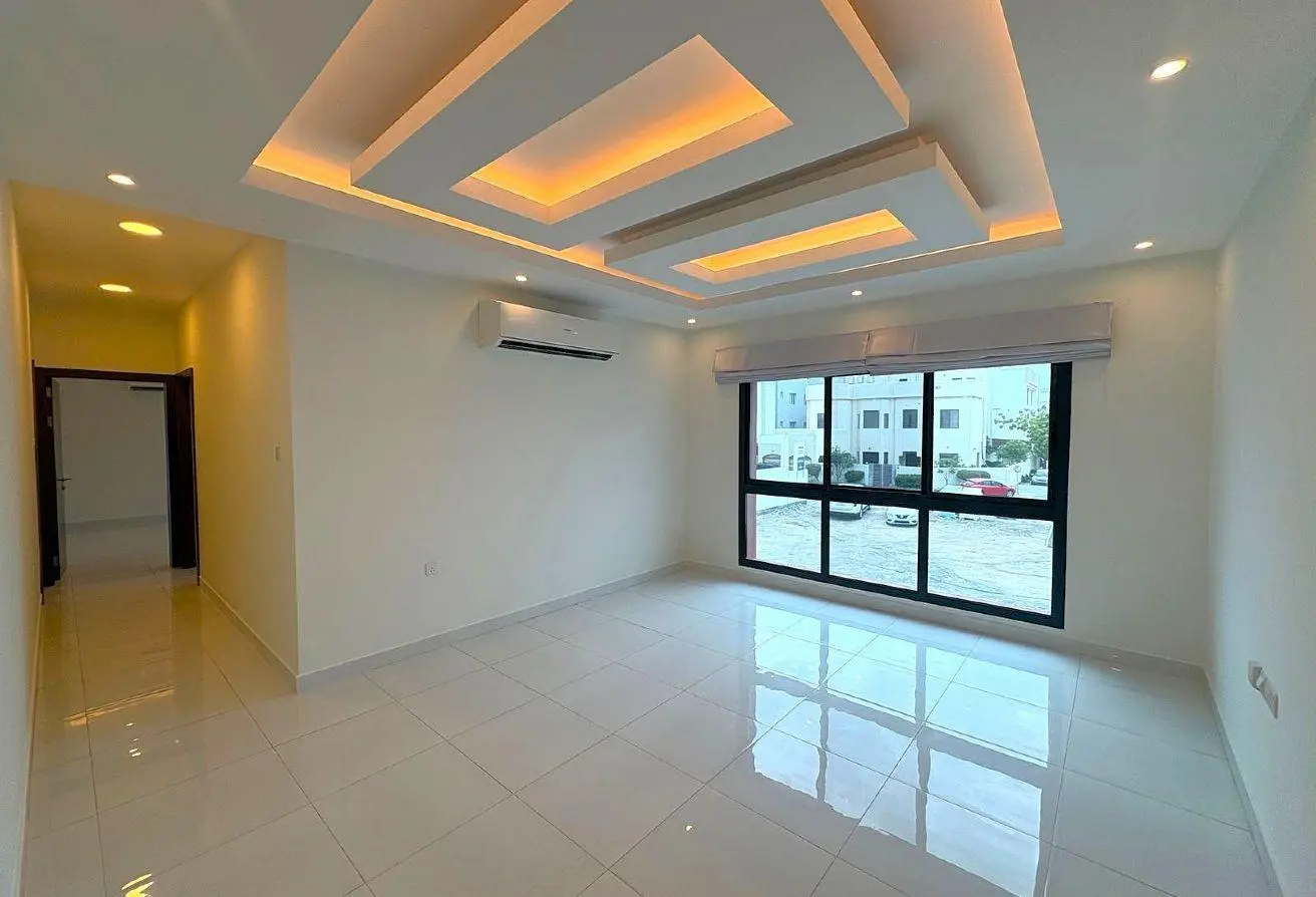 Apartment For Rent In Saar