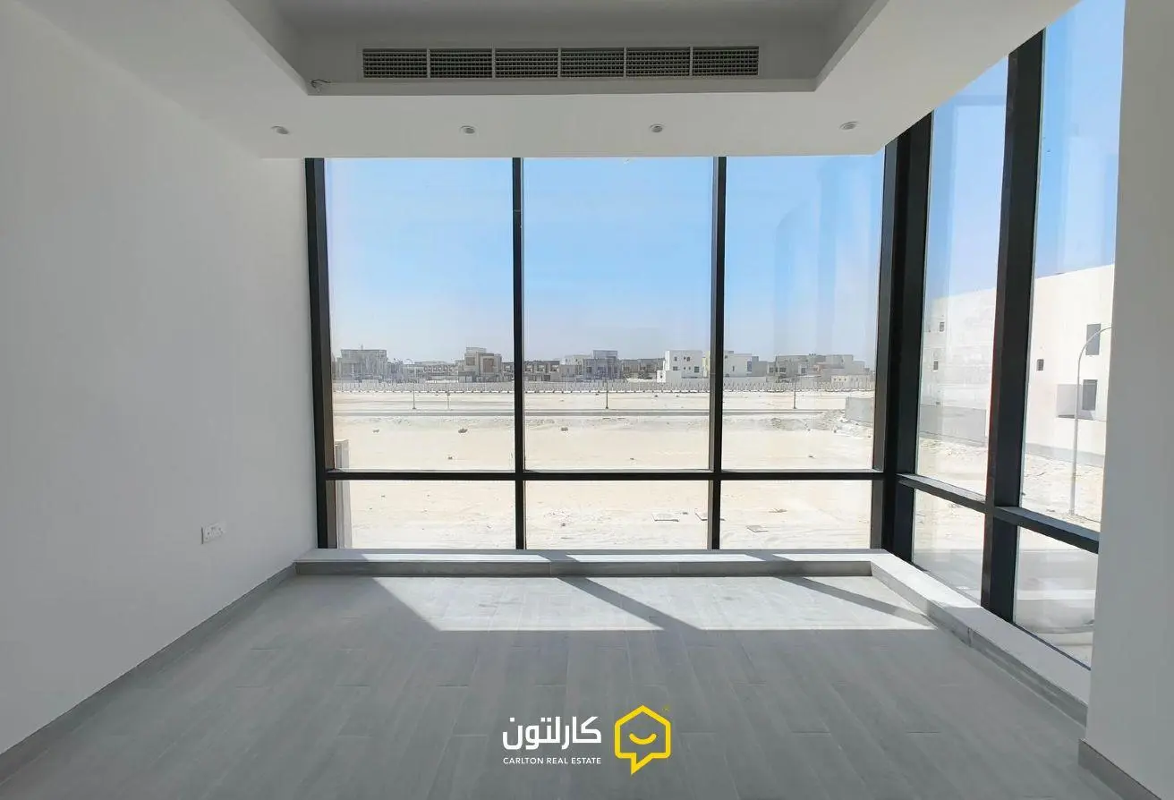 Villas for sale in Mozoon
