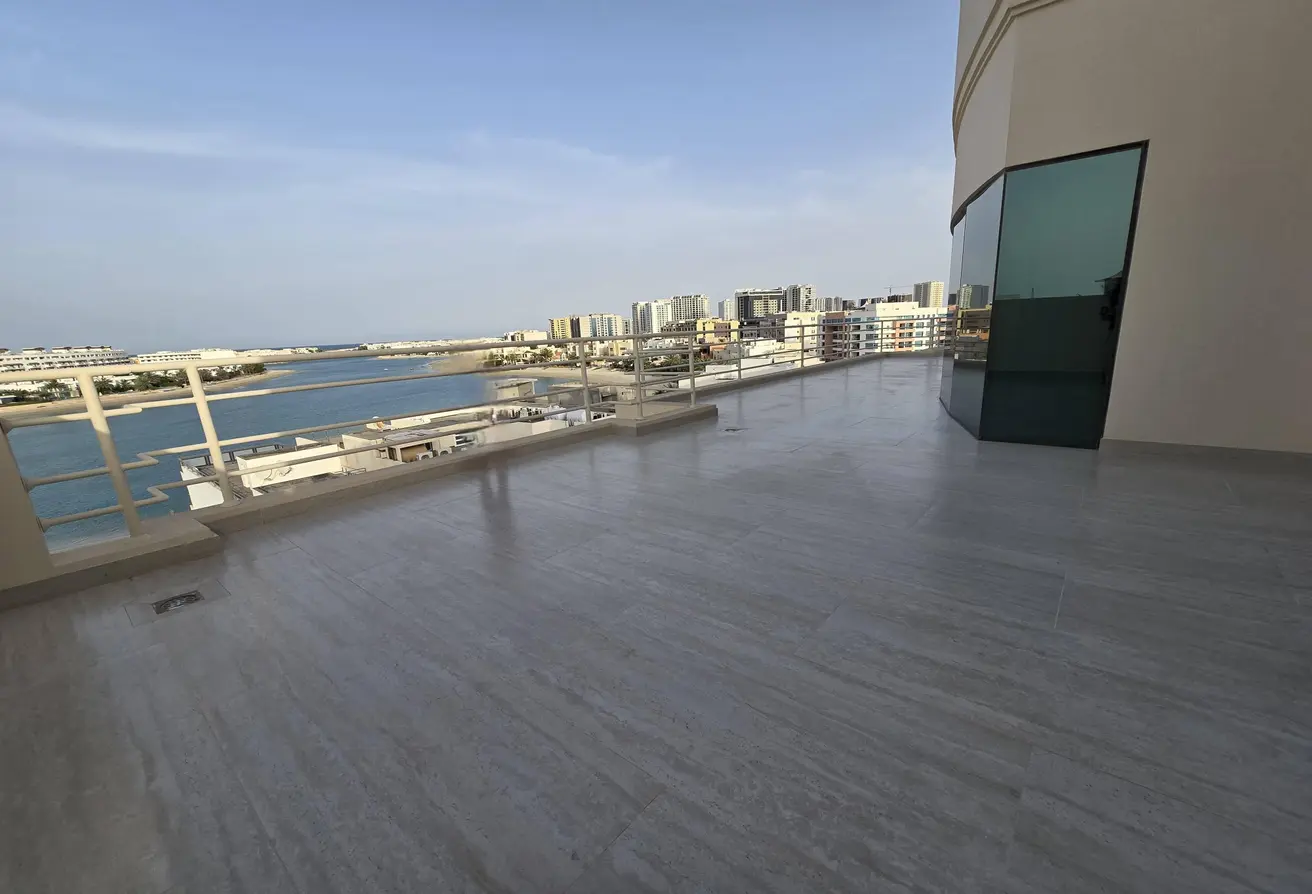 Penthouses for rent in Najma with Full sea view