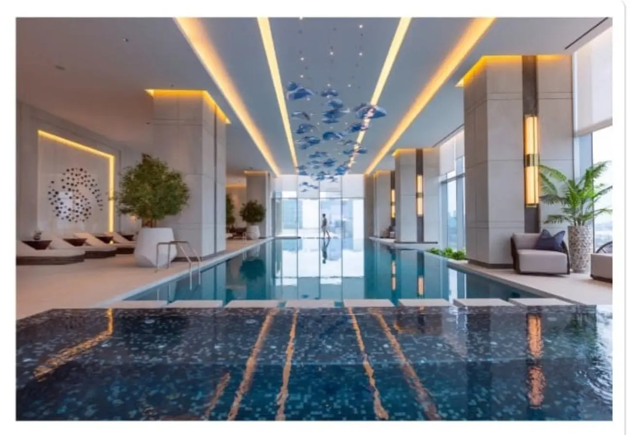 Exquisite Waterfront Apartment in Bahrain Bay