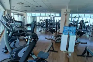 Luxury 2BR | Housekeeping | Gym Pool | Sea View
