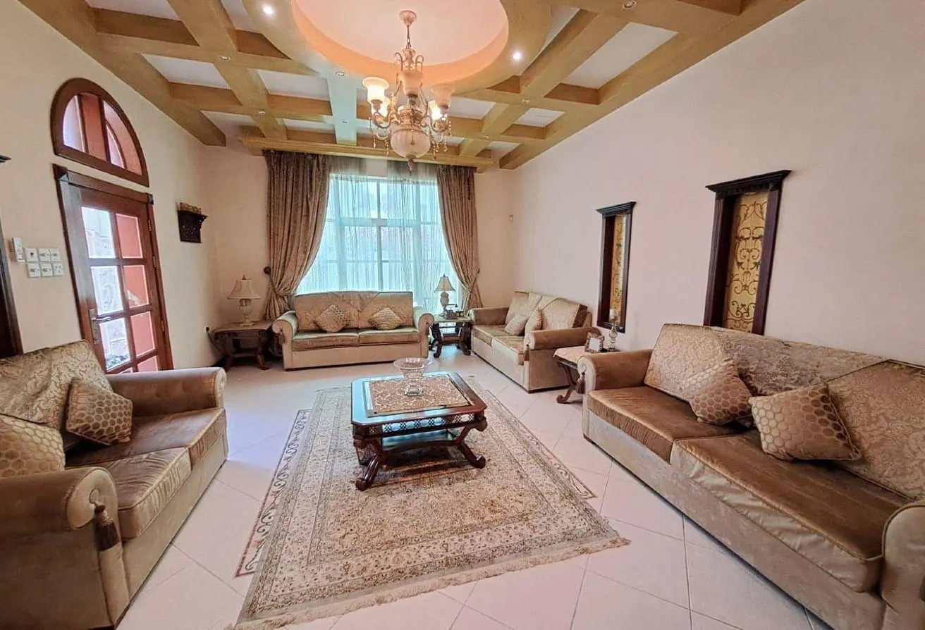 Fully furnished villa for sale in Qalali area 5 ma Villas for sale