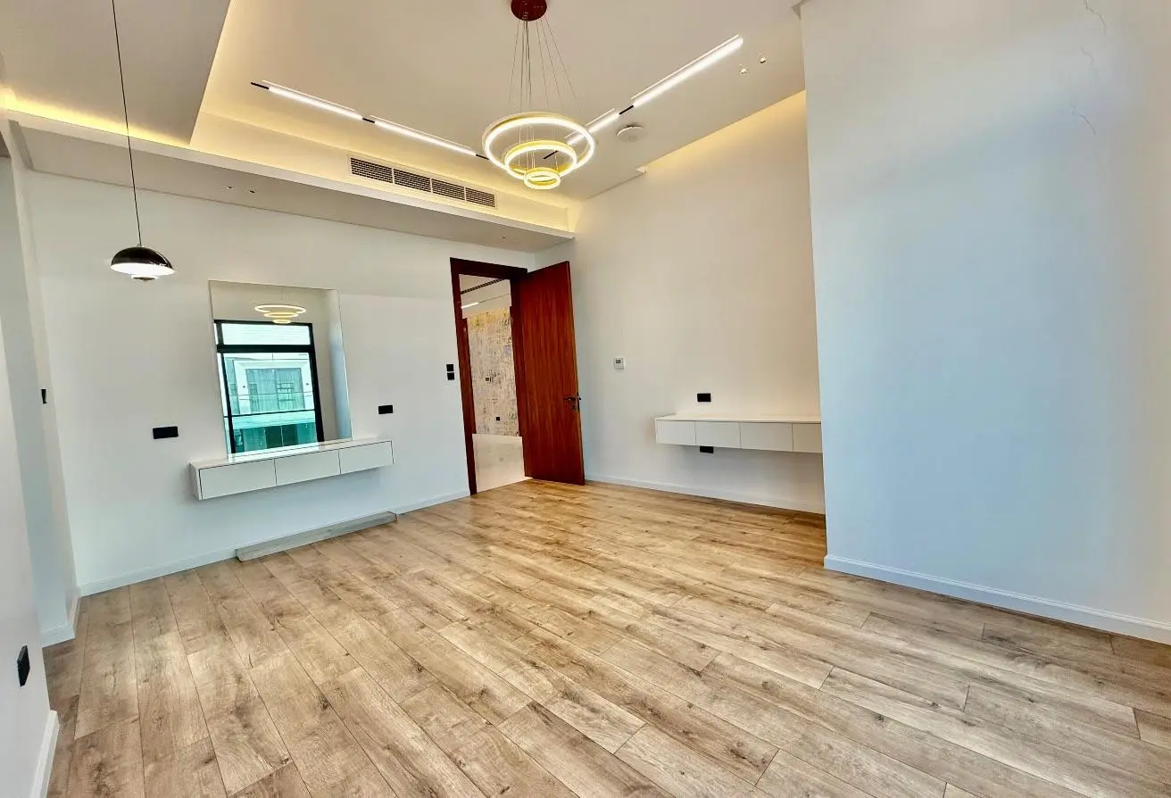 Villas for sale in Saar