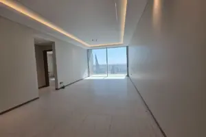 Exquisite Waterfront Apartment in Bahrain Bay