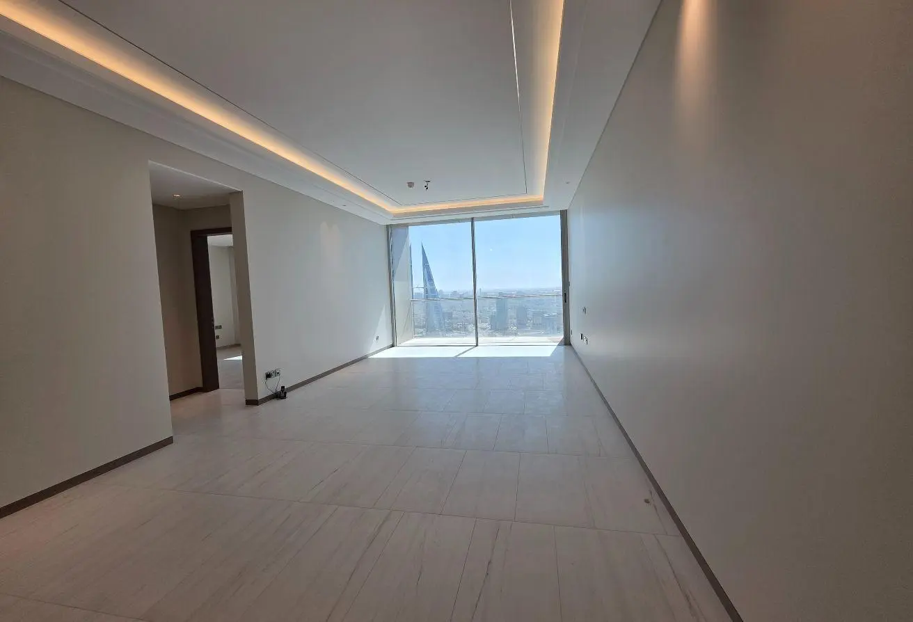 Exquisite Waterfront Apartment in Bahrain Bay