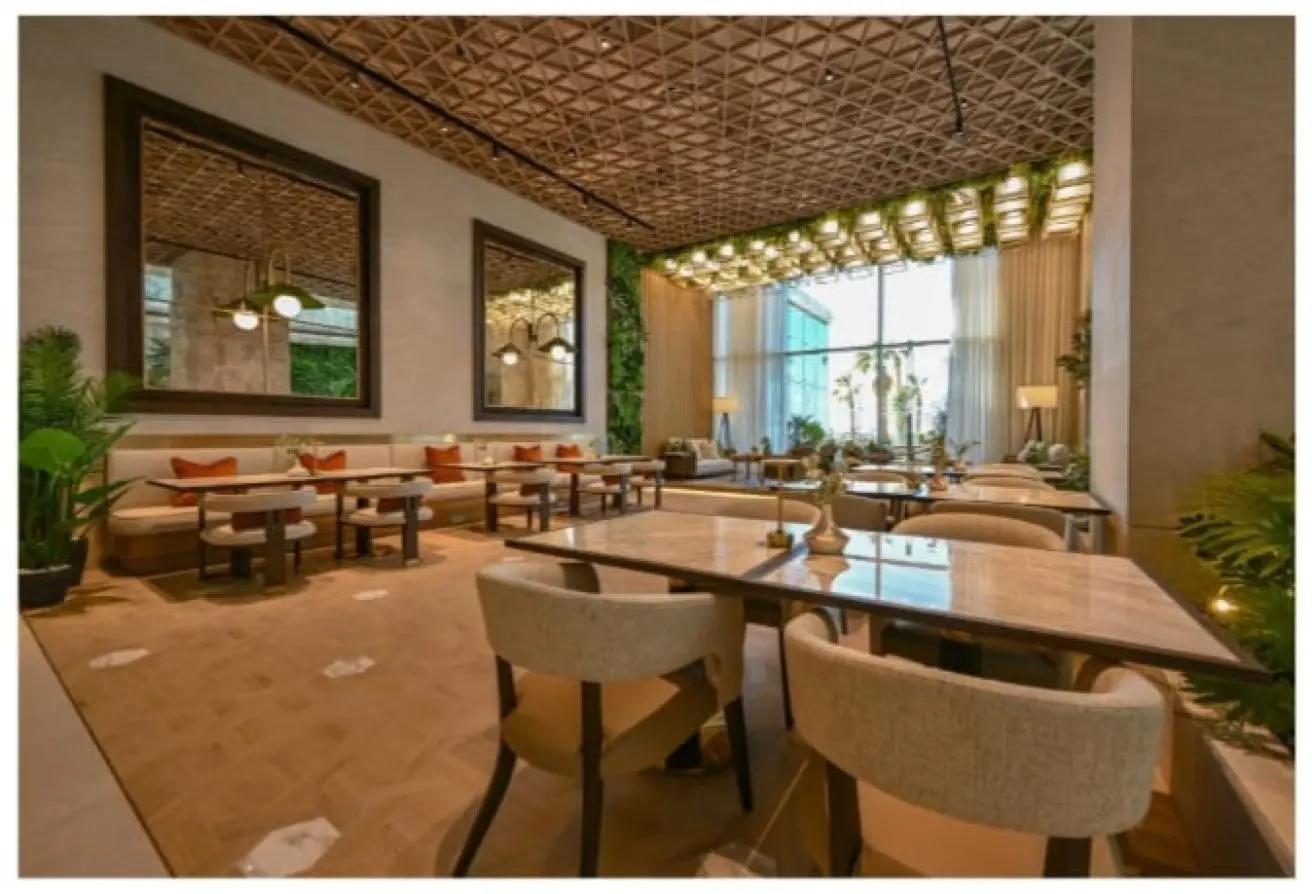 Exquisite Waterfront Apartment in Bahrain Bay
