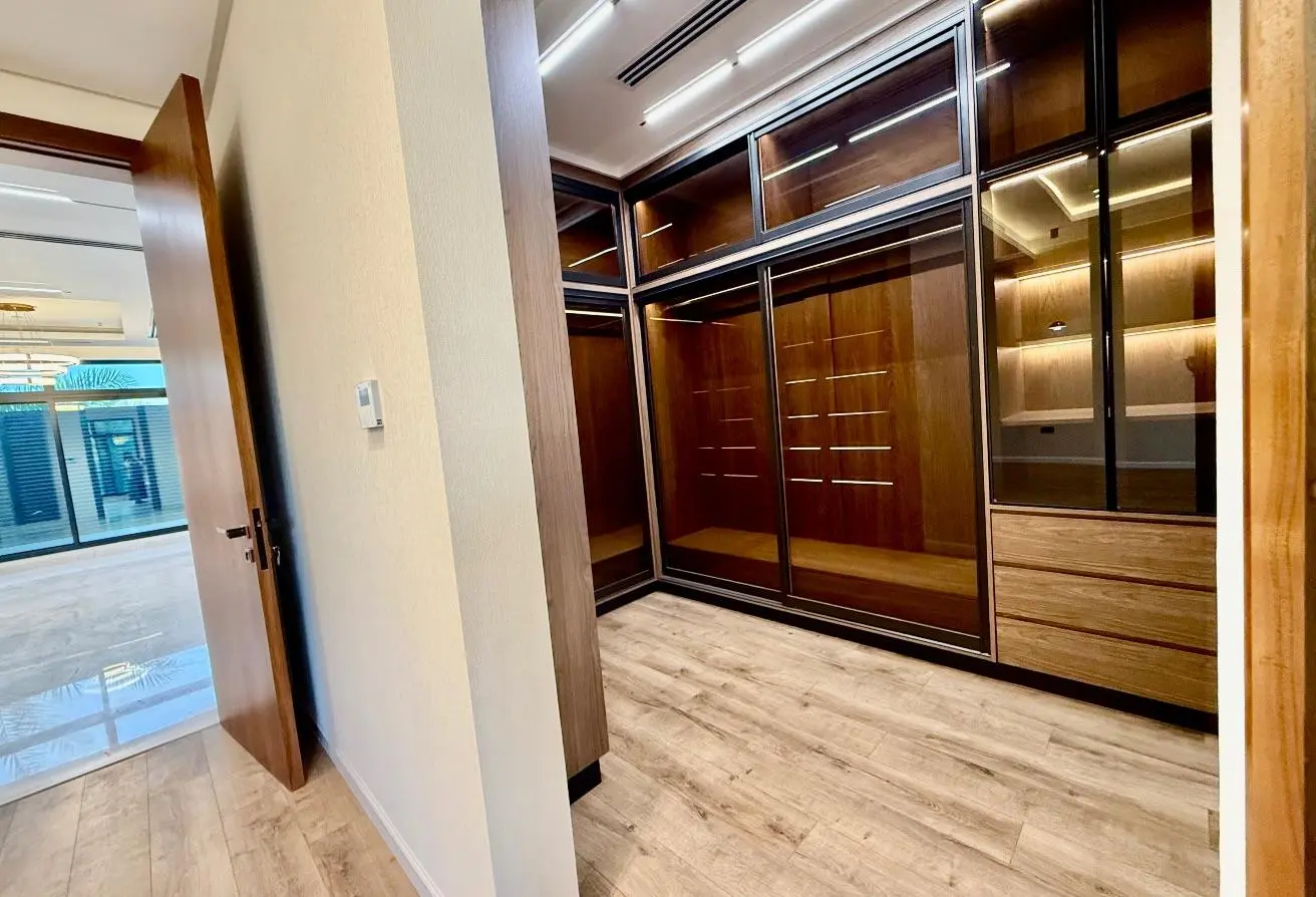 Villas for sale in Saar