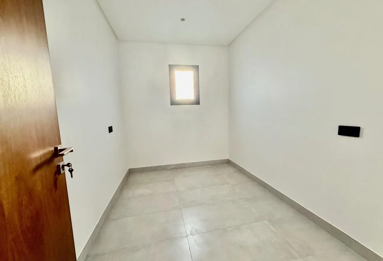 Villas for sale in Saar